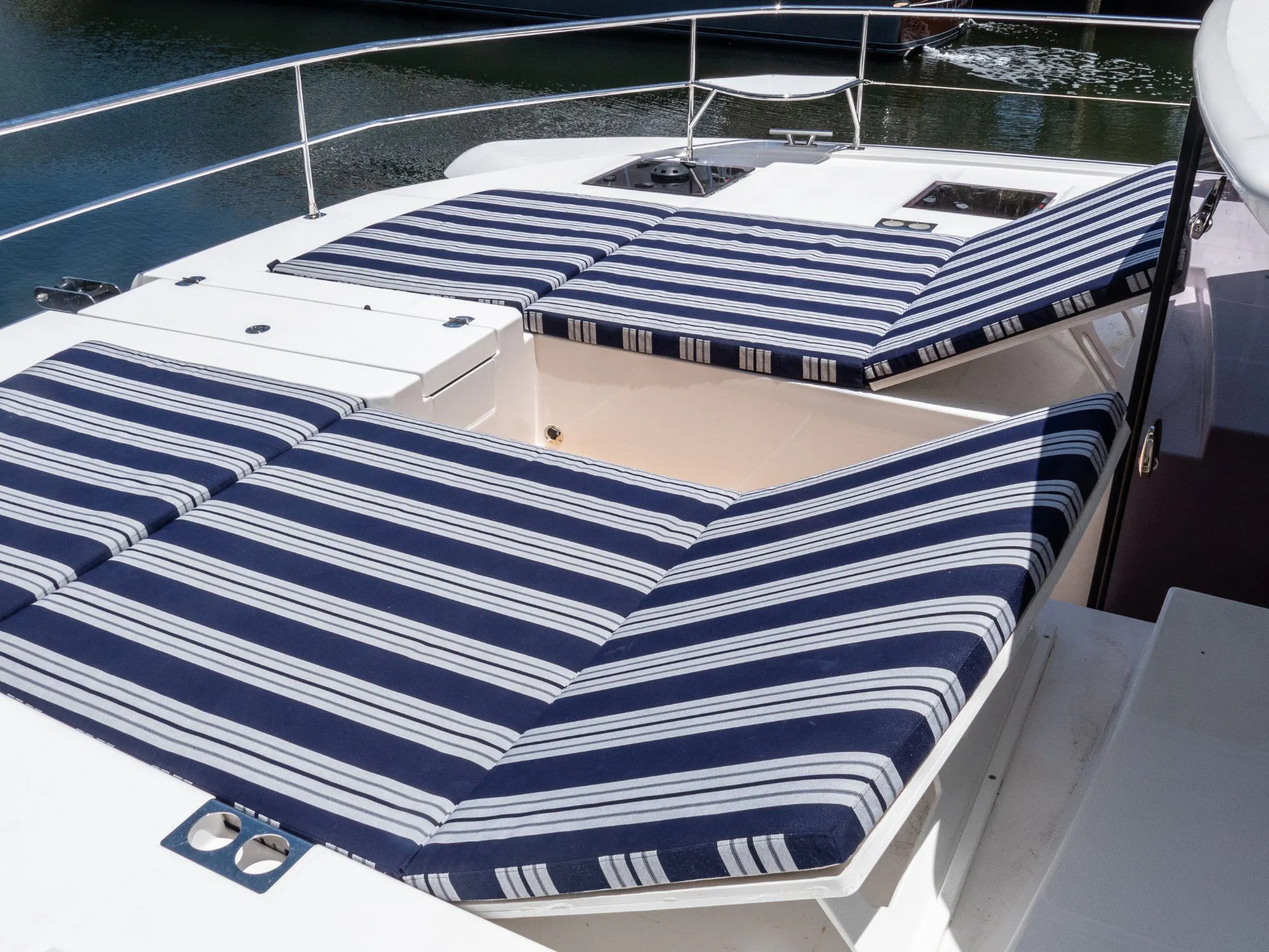 Opa yacht for rent in Boca Raton Florida