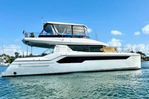 Opa yacht for rent in Boca Raton Florida