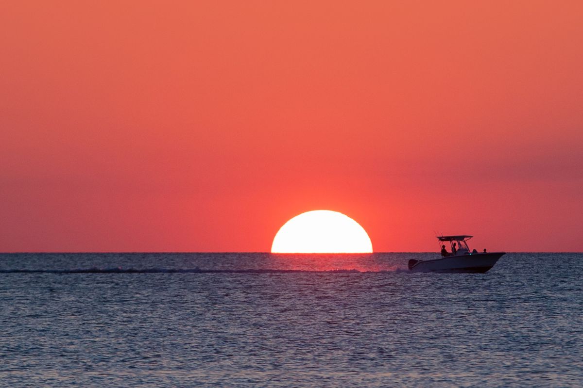 A beautiful view of a Florida sunset.